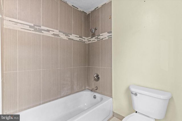2446 REEL ST, Harrisburg, PA 17110