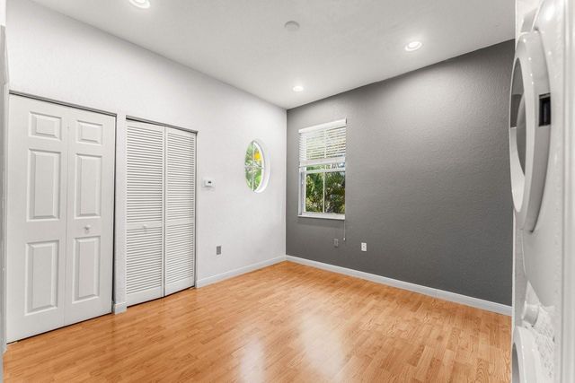 3307 Merrick Lane 1004, Margate, FL 33063