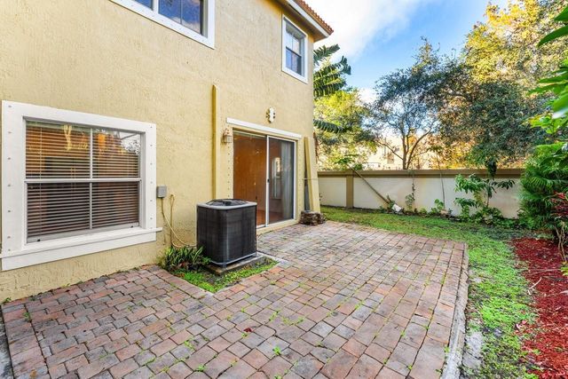 3307 Merrick Lane 1004, Margate, FL 33063