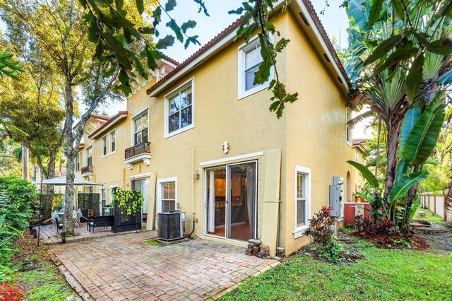 3307 Merrick Lane 1004, Margate, FL 33063