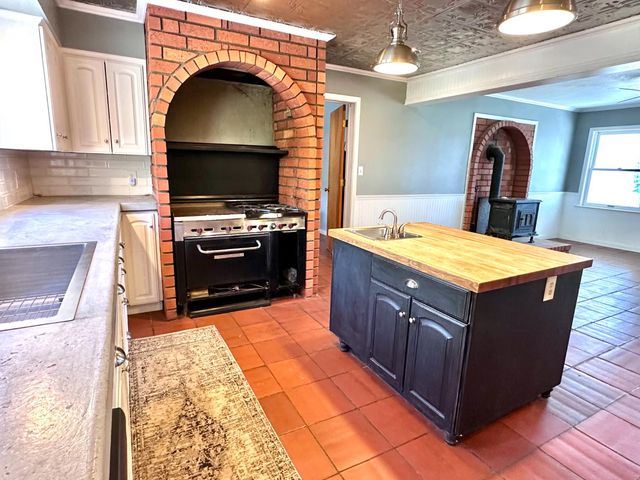 1933 Appaloosa Way, Angels Camp, CA 95222