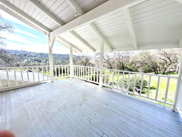 1933 Appaloosa Way, Angels Camp, CA 95222