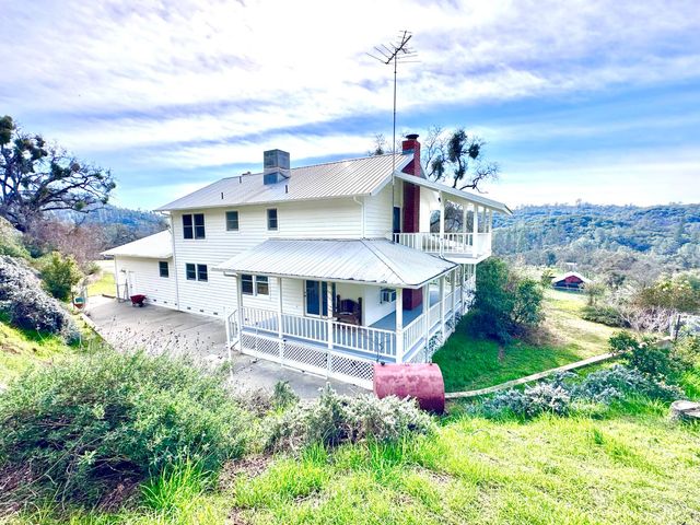 1933 Appaloosa Way, Angels Camp, CA 95222