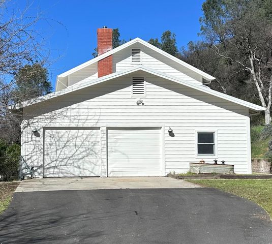 1933 Appaloosa Way, Angels Camp, CA 95222