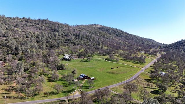 1933 Appaloosa Way, Angels Camp, CA 95222