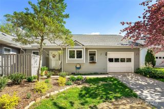 2 Llama Vista Court, Black Mountain, NC 28711