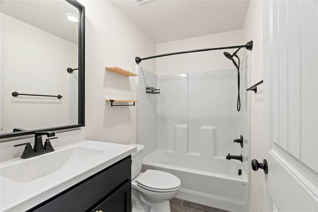 18625 Cantar Drive, Edmond, OK 73012