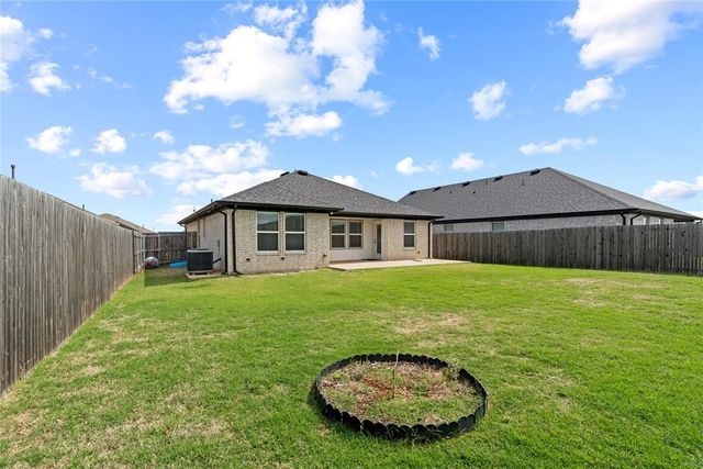 18625 Cantar Drive, Edmond, OK 73012