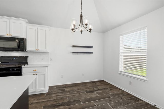 18625 Cantar Drive, Edmond, OK 73012