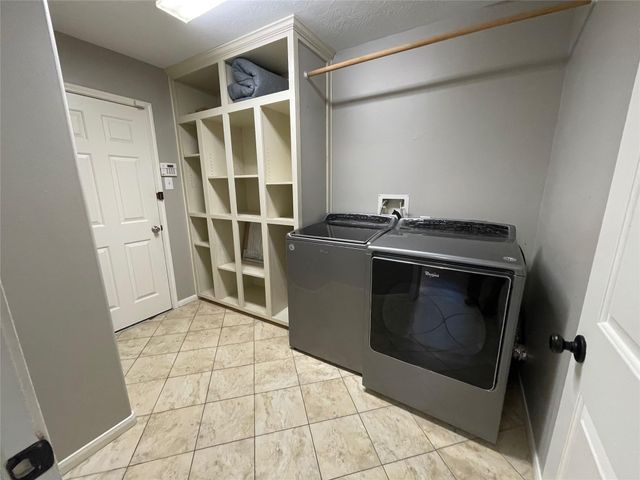 3027 Texas Trail Lane, Manvel, TX 77578