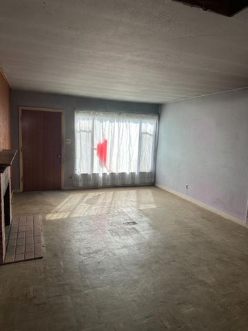 2087 W Mendocino Ave, Stockton, CA 95204