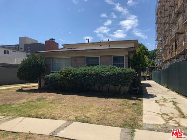 8837 Ramsgate Avenue, Los Angeles, CA 90045