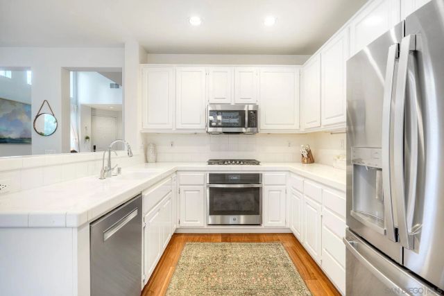 13060 Caminito Bautizo, San Diego, CA 92130