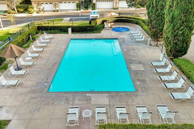 13060 Caminito Bautizo, San Diego, CA 92130