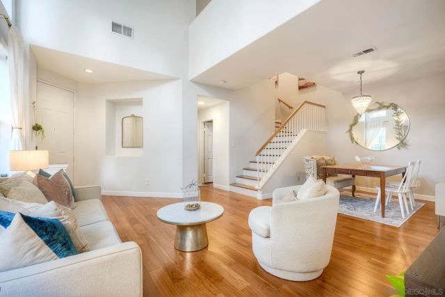 13060 Caminito Bautizo, San Diego, CA 92130