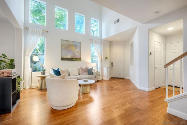 13060 Caminito Bautizo, San Diego, CA 92130