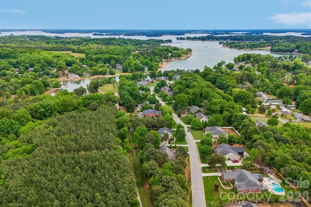 7873 Harbor Master Court, Denver, NC 28037