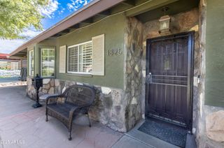 1825 E MEDLOCK Drive, Phoenix, AZ 85016