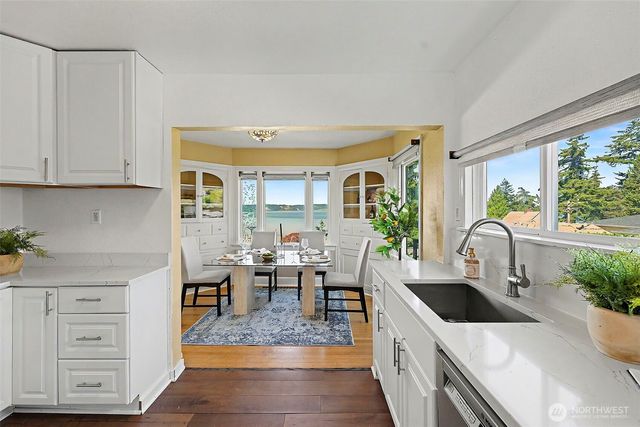 6615 Arthur Street NE, Tacoma, WA 98422