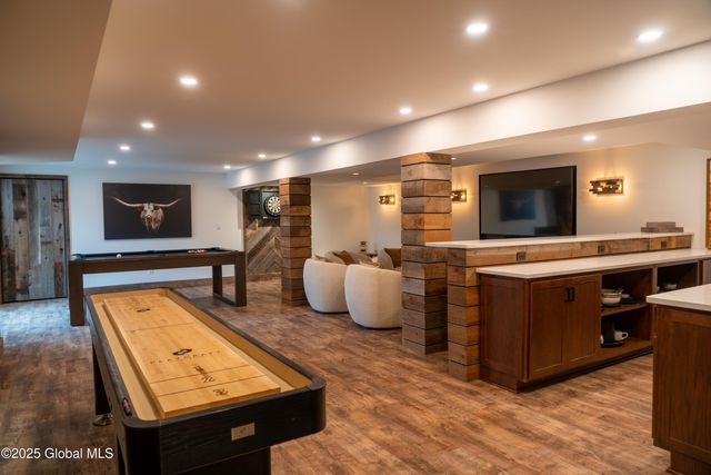 71 Cambridge Way, Colonie, NY 12110