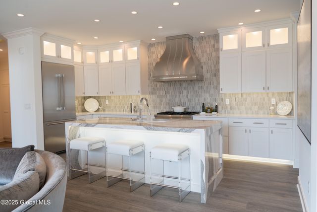 71 Cambridge Way, Colonie, NY 12110