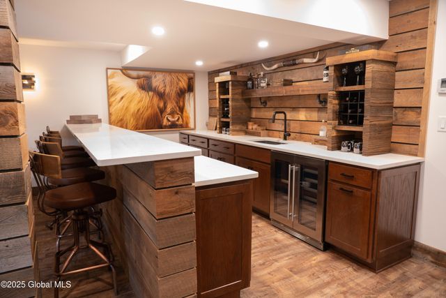 71 Cambridge Way, Colonie, NY 12110