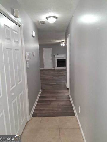 2798 Country Court SE B, Conyers, GA 30013