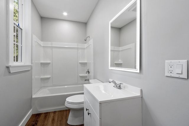 80 South St 2, Fitchburg, MA 01420