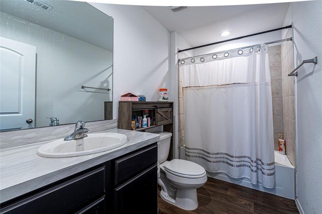 14833 Cypress Hollow Drive, New Caney, TX 77357