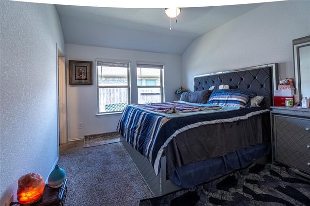 14833 Cypress Hollow Drive, New Caney, TX 77357