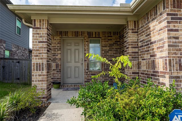 14833 Cypress Hollow Drive, New Caney, TX 77357