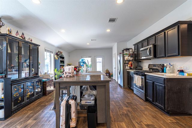 14833 Cypress Hollow Drive, New Caney, TX 77357