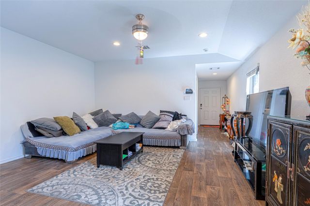 14833 Cypress Hollow Drive, New Caney, TX 77357