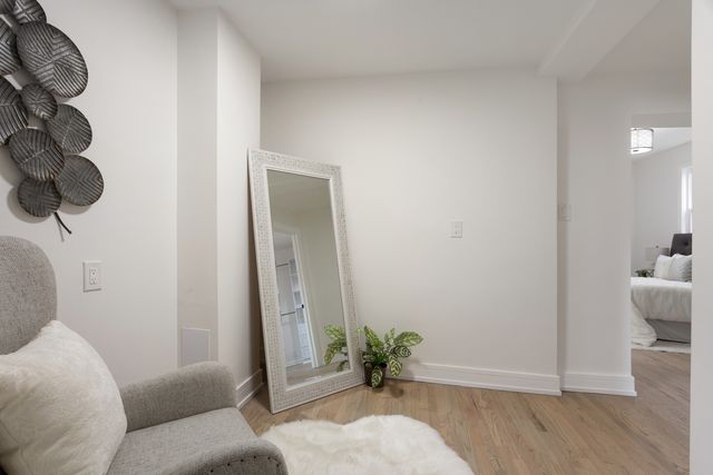 2456 W Huron Street, Chicago, IL 60612