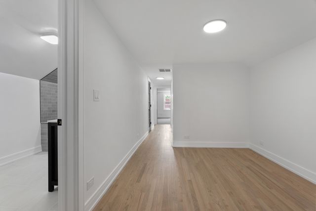 2456 W Huron Street, Chicago, IL 60612