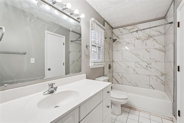 5151 Lilburn Stone Mountain Road SW, Lilburn, GA 30047