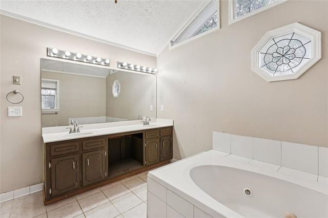 5151 Lilburn Stone Mountain Road SW, Lilburn, GA 30047