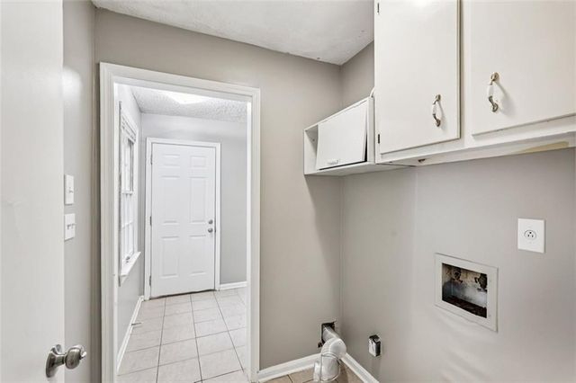 5151 Lilburn Stone Mountain Road SW, Lilburn, GA 30047
