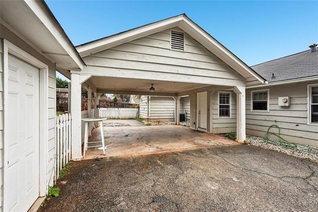 5151 Lilburn Stone Mountain Road SW, Lilburn, GA 30047