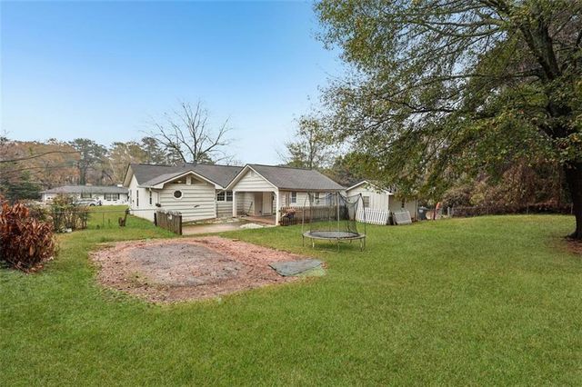 5151 Lilburn Stone Mountain Road SW, Lilburn, GA 30047