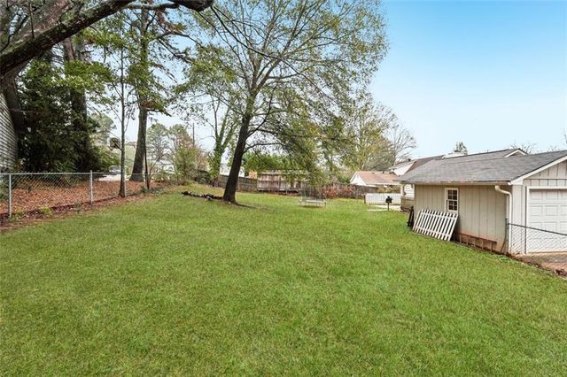 5151 Lilburn Stone Mountain Road SW, Lilburn, GA 30047