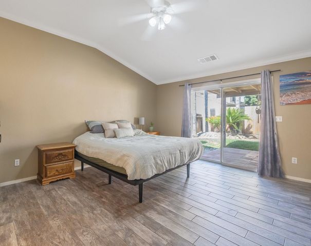2915 S Aspen Street, Visalia, CA 93277