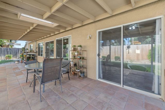 2915 S Aspen Street, Visalia, CA 93277