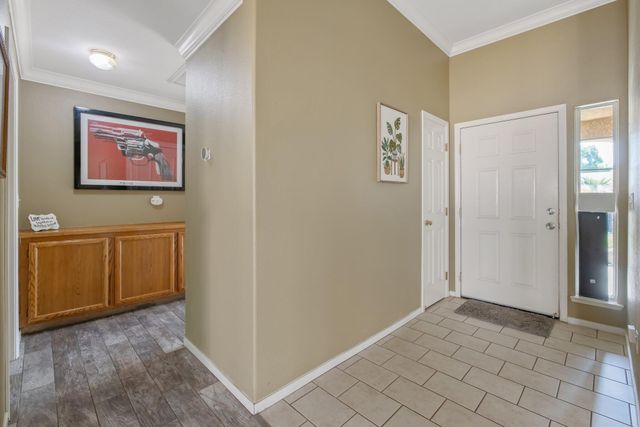 2915 S Aspen Street, Visalia, CA 93277