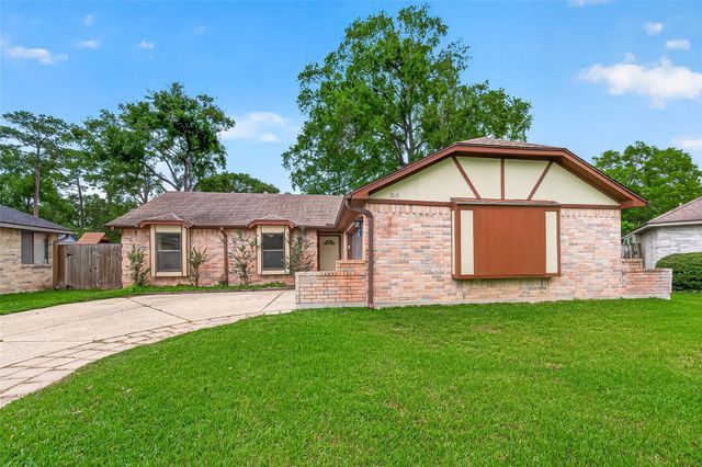 2031 Woodhue Drive, Spring, TX 77386