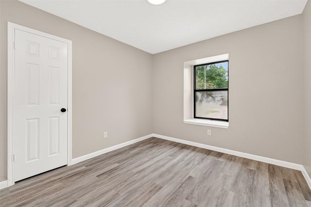 2031 Woodhue Drive, Spring, TX 77386