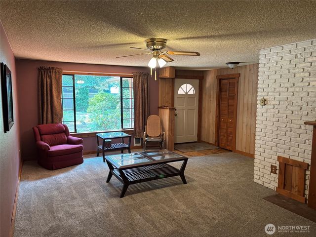 5017 143rd Street E, Tacoma, WA 98446