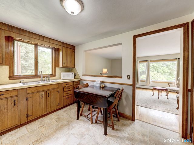 10 Spring Hill Road, Harwinton, CT 06791