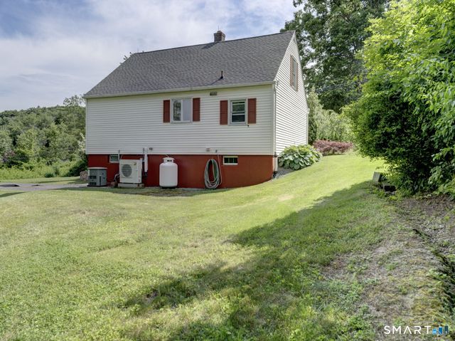 10 Spring Hill Road, Harwinton, CT 06791
