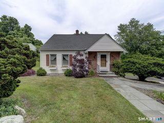 10 Spring Hill Road, Harwinton, CT 06791